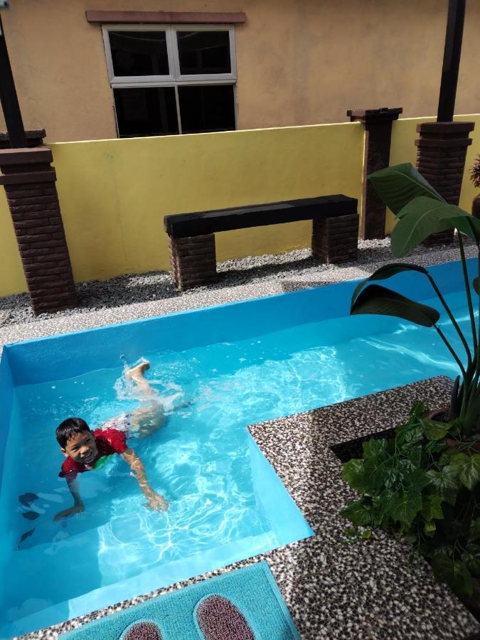 Holiday home Rumah Cikgu 3bilik Tidur
